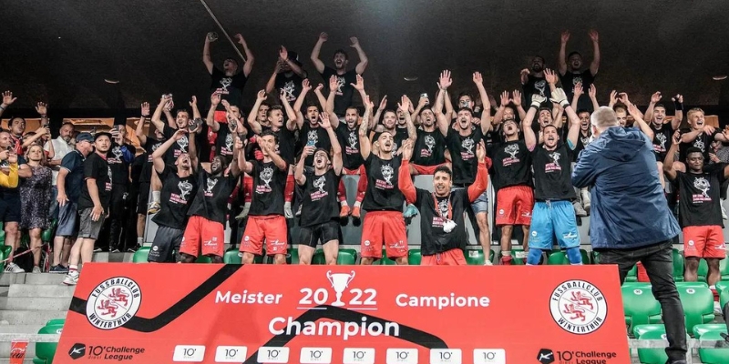 Chức vô địch mùa 2021-22 giúp đội thăng lên hạng đấu cao nhất của Thụy Sĩ